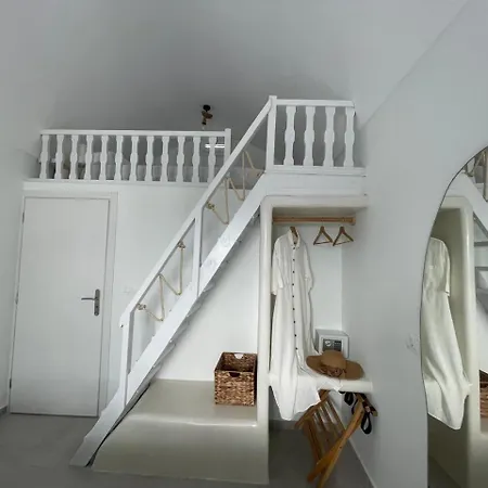 Mayema Cycladic House W Village And Black View Santorini アパート *