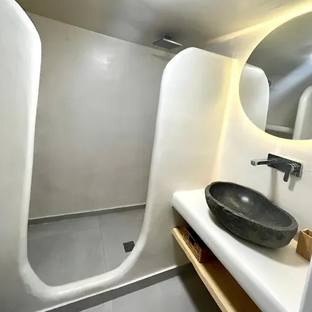 Mayema Cycladic House W Village And Black View Santorini Apartment *
