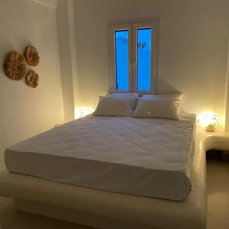 Appartement Mayema Cycladic House W Village And Black View Santorini Kamári